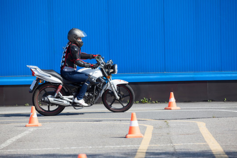 Habilitação Moto Valor Condomínio Central Parque - Habilitação Moto e Carro